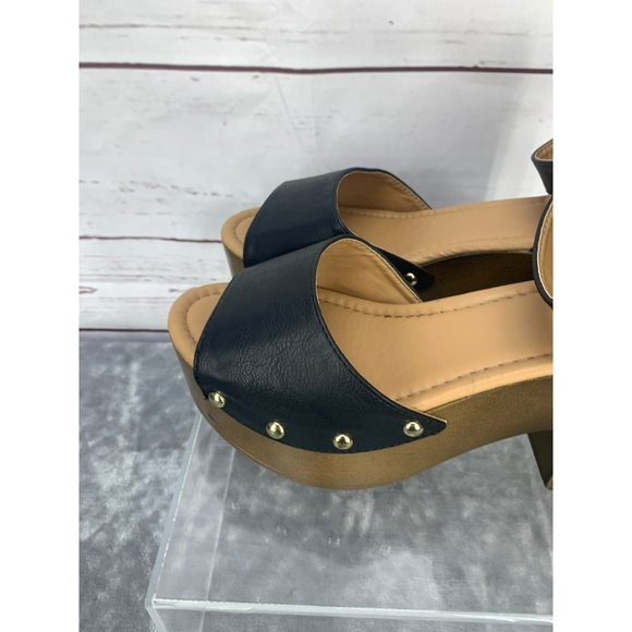 Qupid‎ Wedge Studded Black Size 7.5 Strappy sandals - Picture 6 of 10